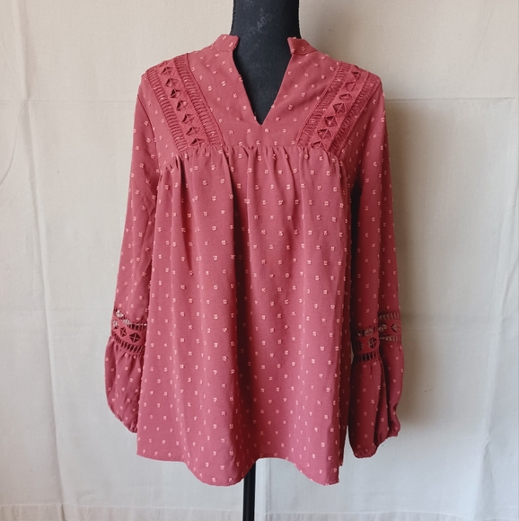 Notations Tops - Notations Swiss Dot Top